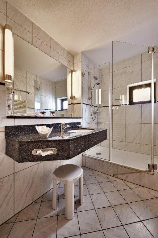 Hessischer Hof Ober-Ramstadt Экстерьер фото